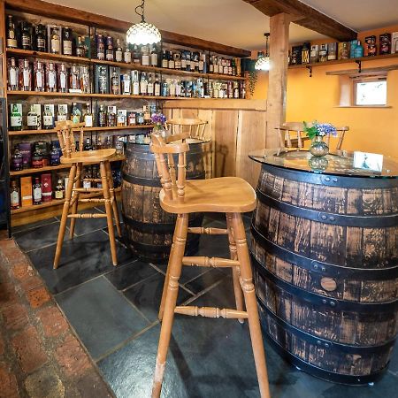 Hotel The Wayside And Whisky Barn Whitbeck Esterno foto