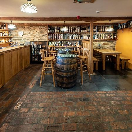 Hotel The Wayside And Whisky Barn Whitbeck Esterno foto