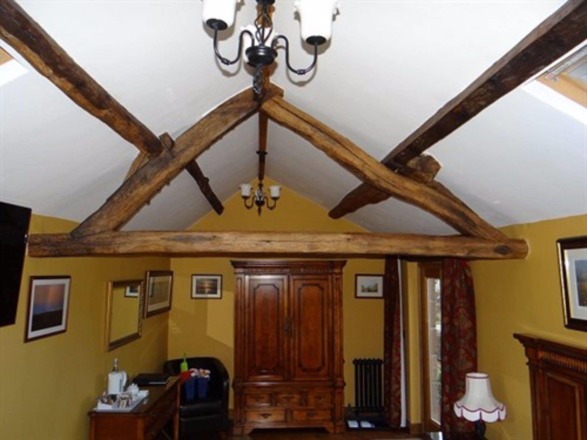 Hotel The Wayside And Whisky Barn Whitbeck Esterno foto