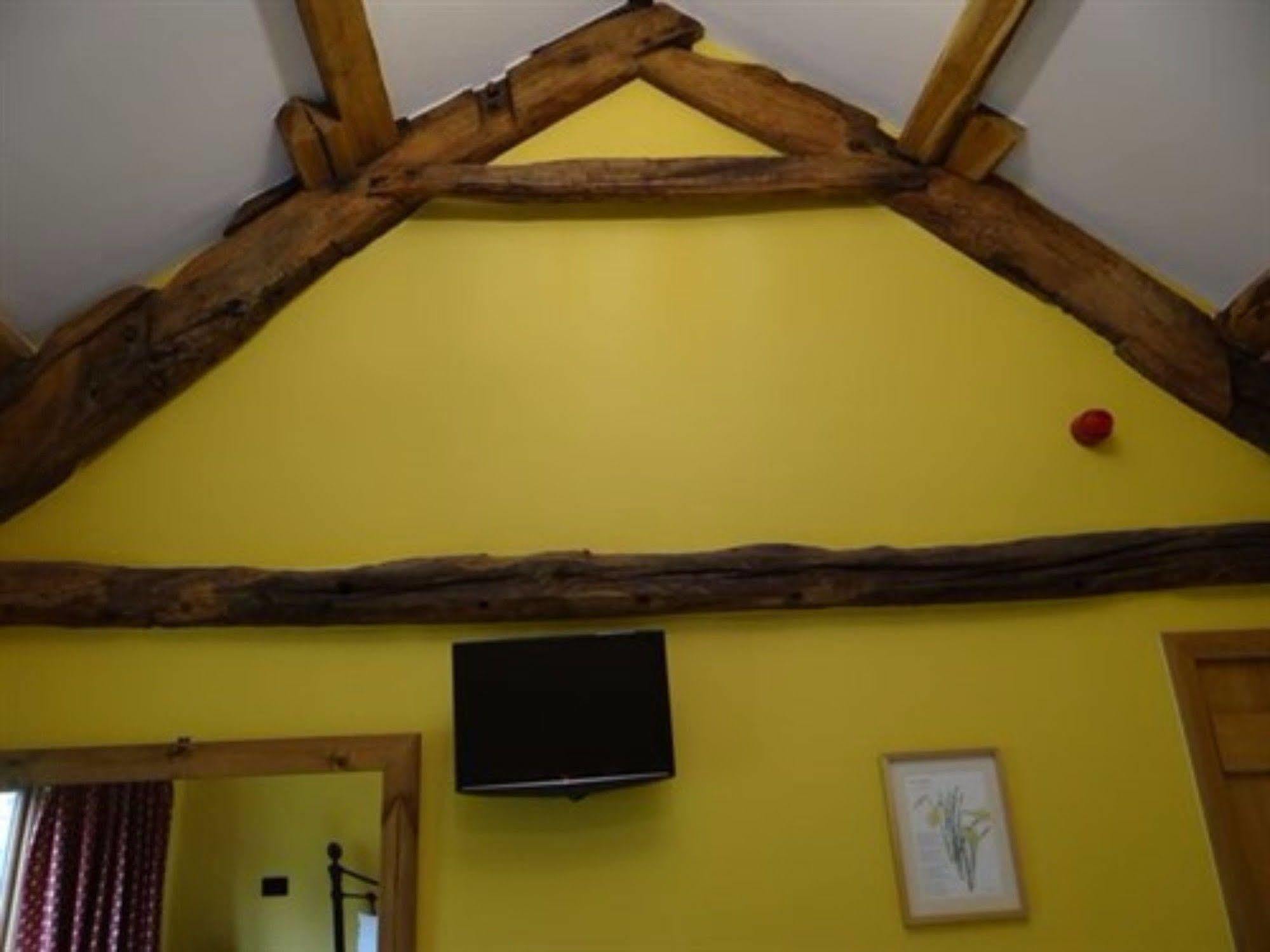 Hotel The Wayside And Whisky Barn Whitbeck Esterno foto