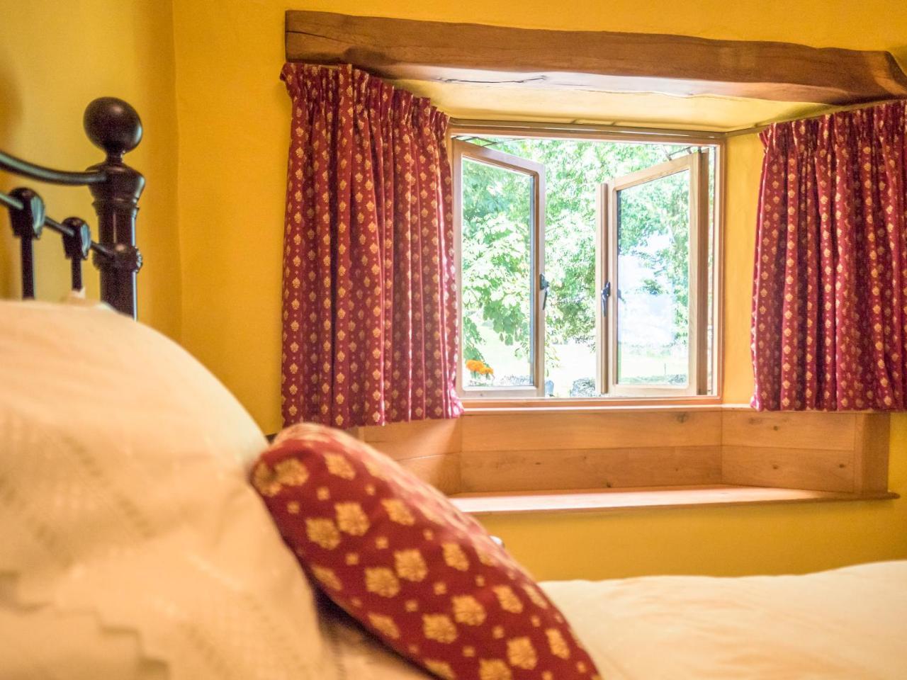 Hotel The Wayside And Whisky Barn Whitbeck Esterno foto