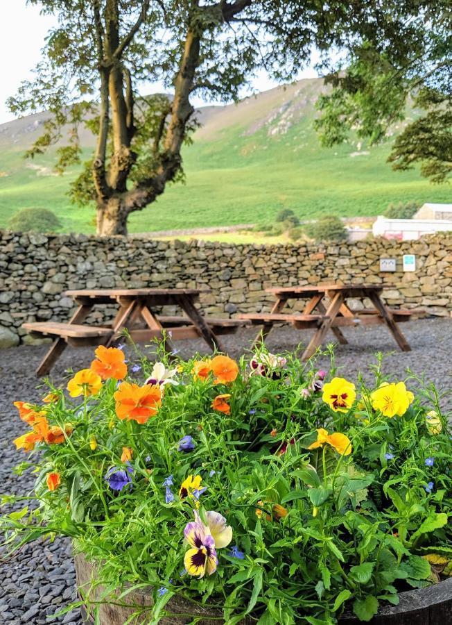 Hotel The Wayside And Whisky Barn Whitbeck Esterno foto