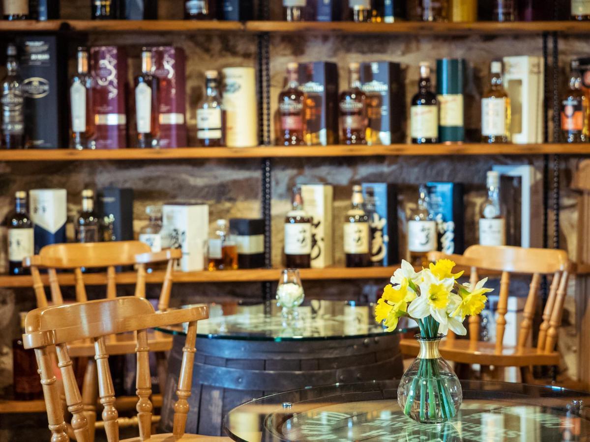 Hotel The Wayside And Whisky Barn Whitbeck Esterno foto