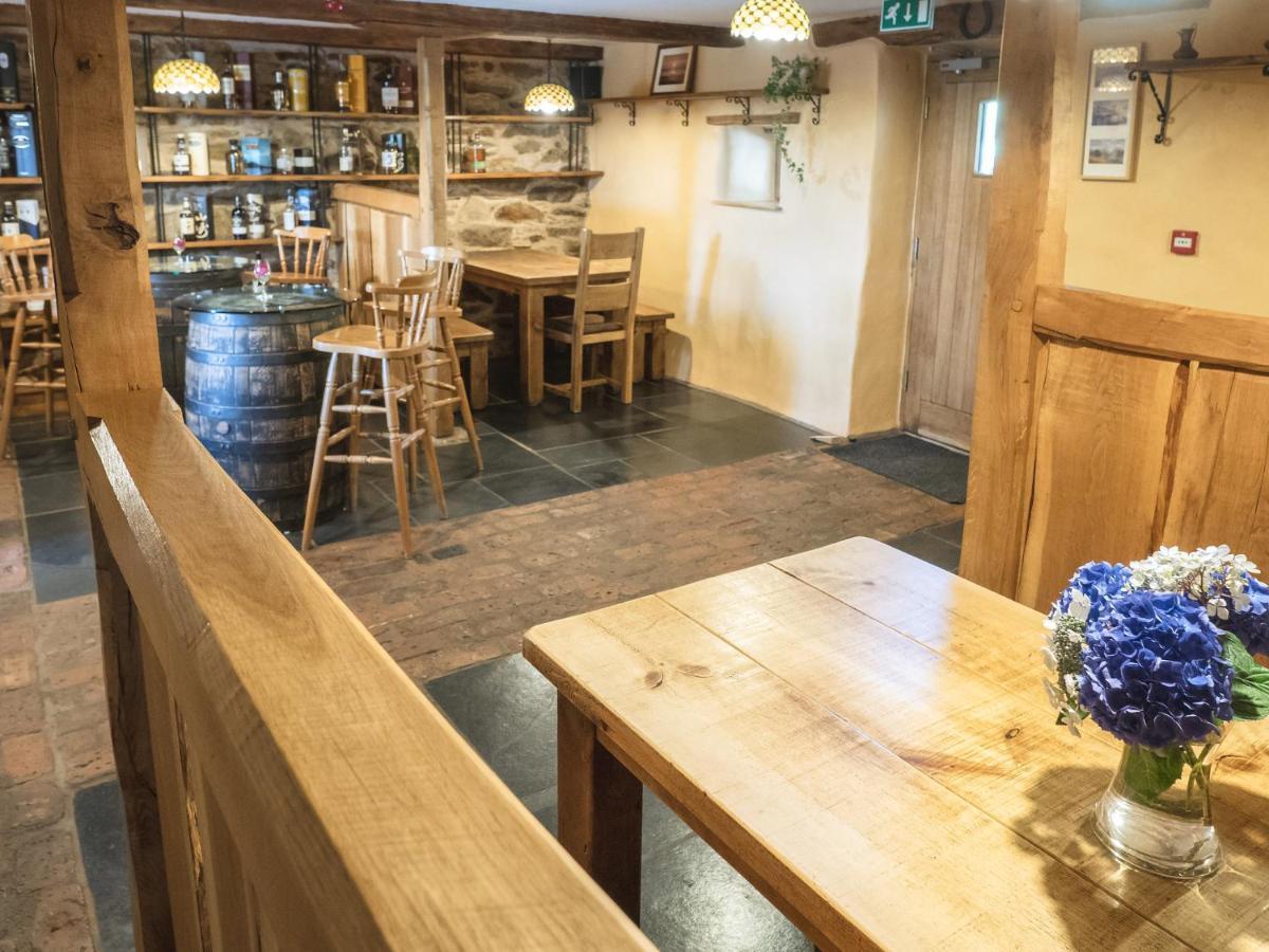 Hotel The Wayside And Whisky Barn Whitbeck Esterno foto